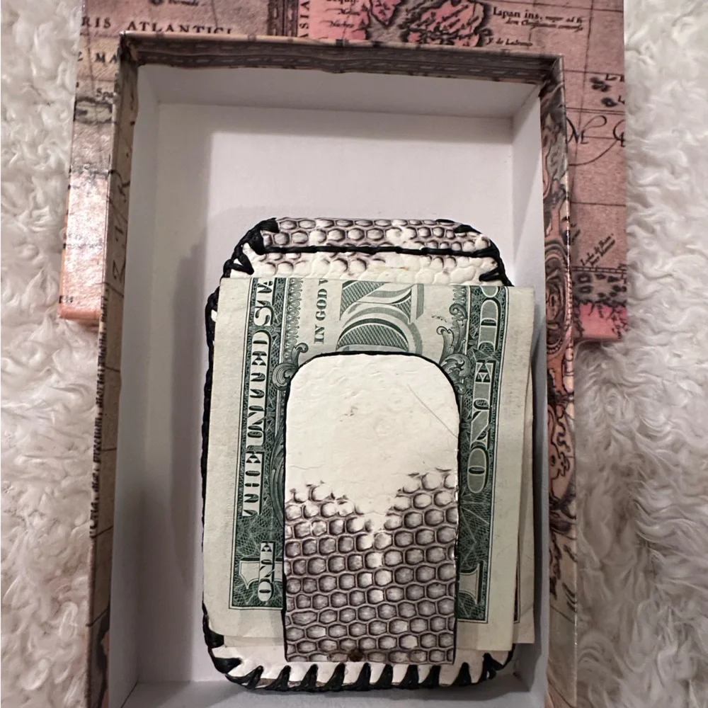 Hand Crafted Leather White and Black Credit Card Holder & Money Clip